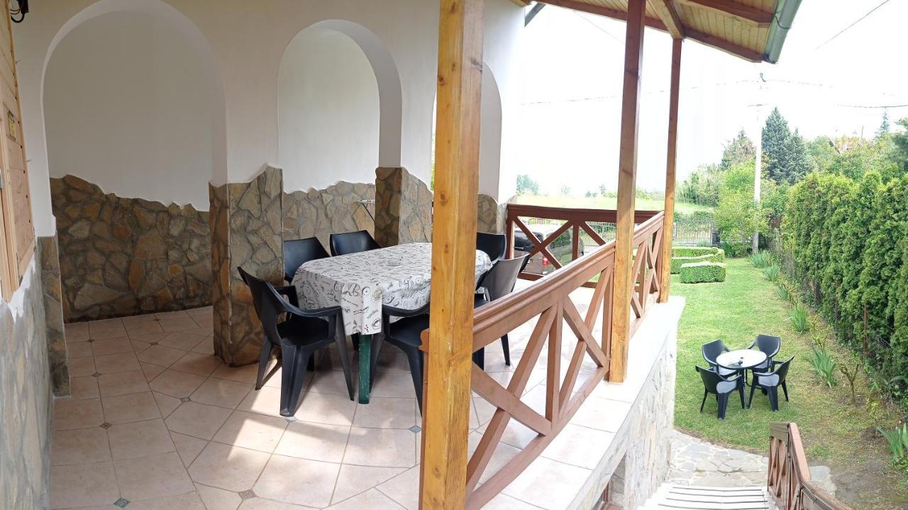 Kaman Nyaralo Apartment Badacsonytomaj Exterior foto