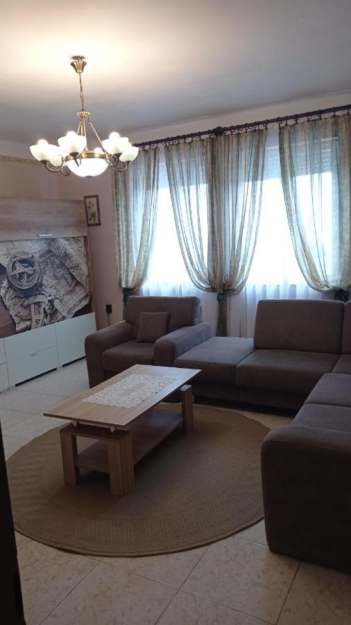 Kaman Nyaralo Apartment Badacsonytomaj Exterior foto