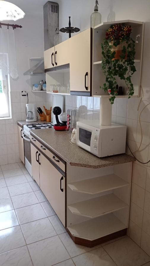 Kaman Nyaralo Apartment Badacsonytomaj Exterior foto
